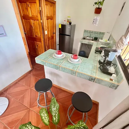 Mochis Apartment Quepos Exterior photo