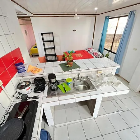 Mochis Apartment Quepos Room photo