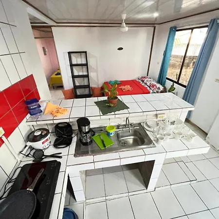 Mochis Apartment Quepos Room photo